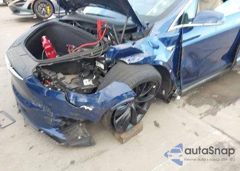 2019 Tesla Model X 100D/75D/Long Range from USA, damaged, VIN 5YJXCBE22KF162440